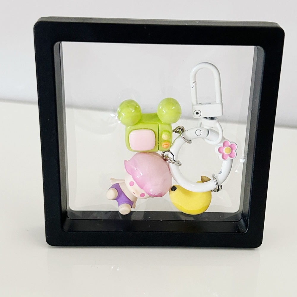 POP MART Dimoo  keychain - Picture 2 of 3